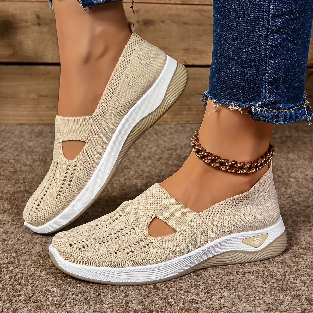 Women's Cut-out Sneakers, Casual Breathable Slip On Walking Shoes, Lightweight Outdoor Flat Shoes (plus size)
