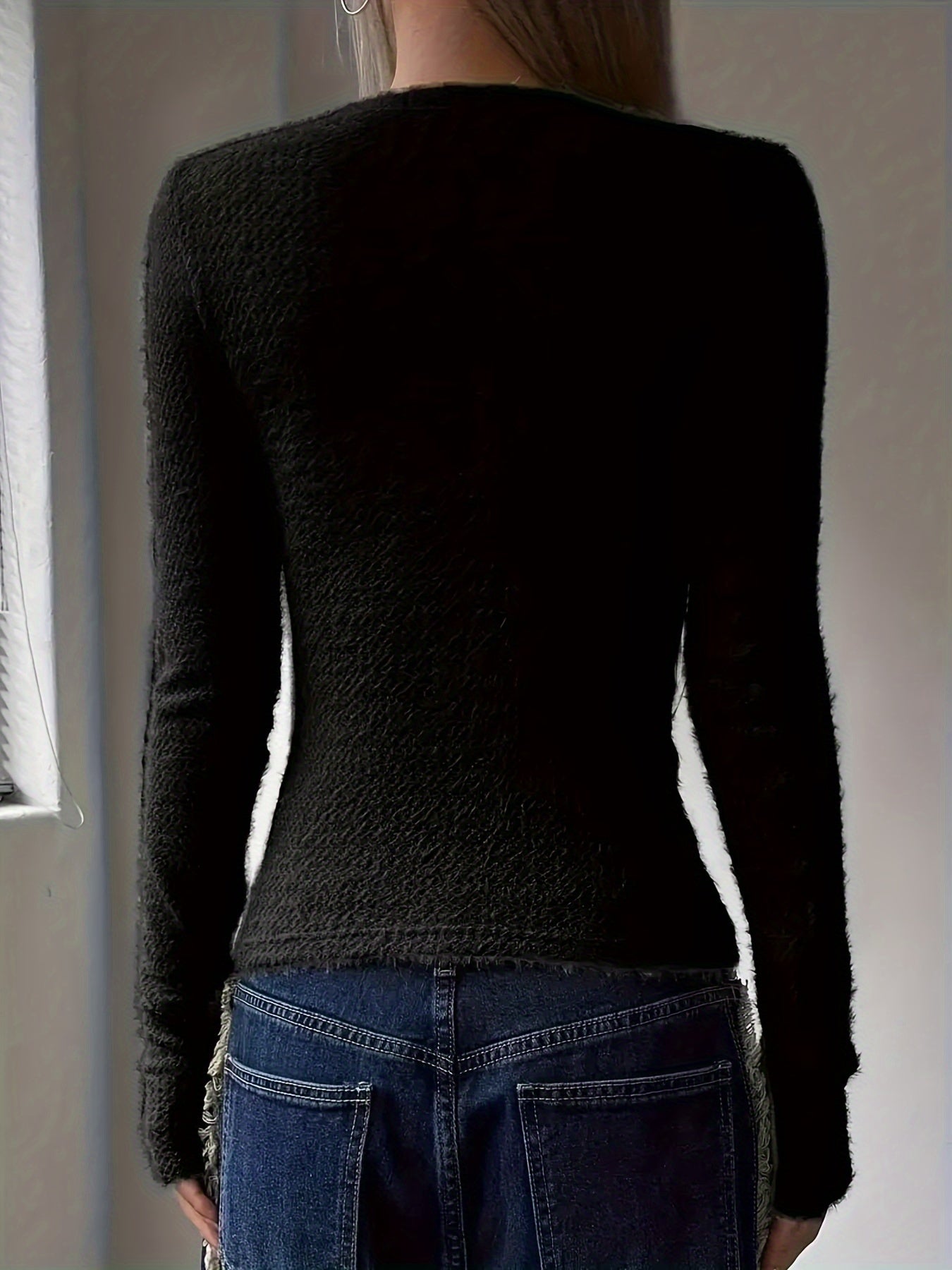 Classic Chic Crew Neck Slim Fit Pullover Sweater - Women's Long Sleeve Casual Top for Fall & Winter - Soft, Cozy, and Versatile Clothing for Everyday Wear