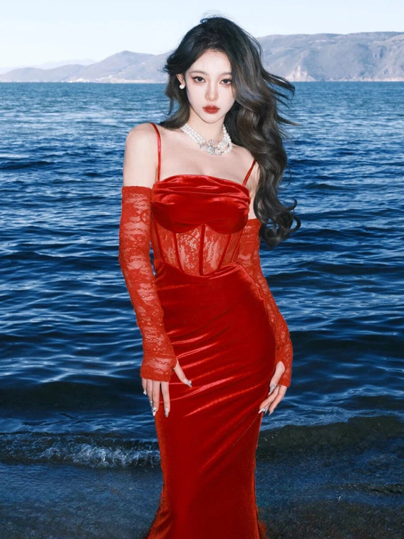 Vintage Sexy Hollow Out Bodycon Spaghetti Strap Long Dresses for Women Elegant Party Prom Velvet Female Clothing Holiday Robe