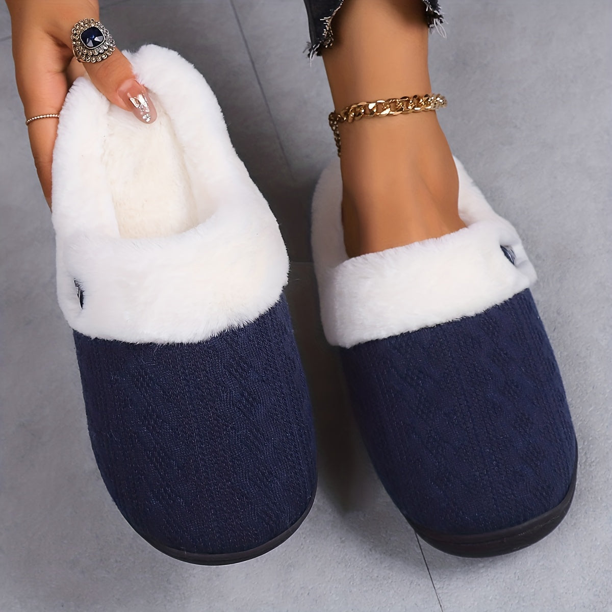 Solid Color Slippers, Casual Slip On Plush Lined Shoes, Comfortable Indoor Home Slippers