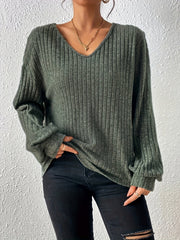 Long Sleeve Soft And Breathable V-Neck Polyester T-Shirt With Elegant Design, Machine Washable, Spring/Autumn Fashion