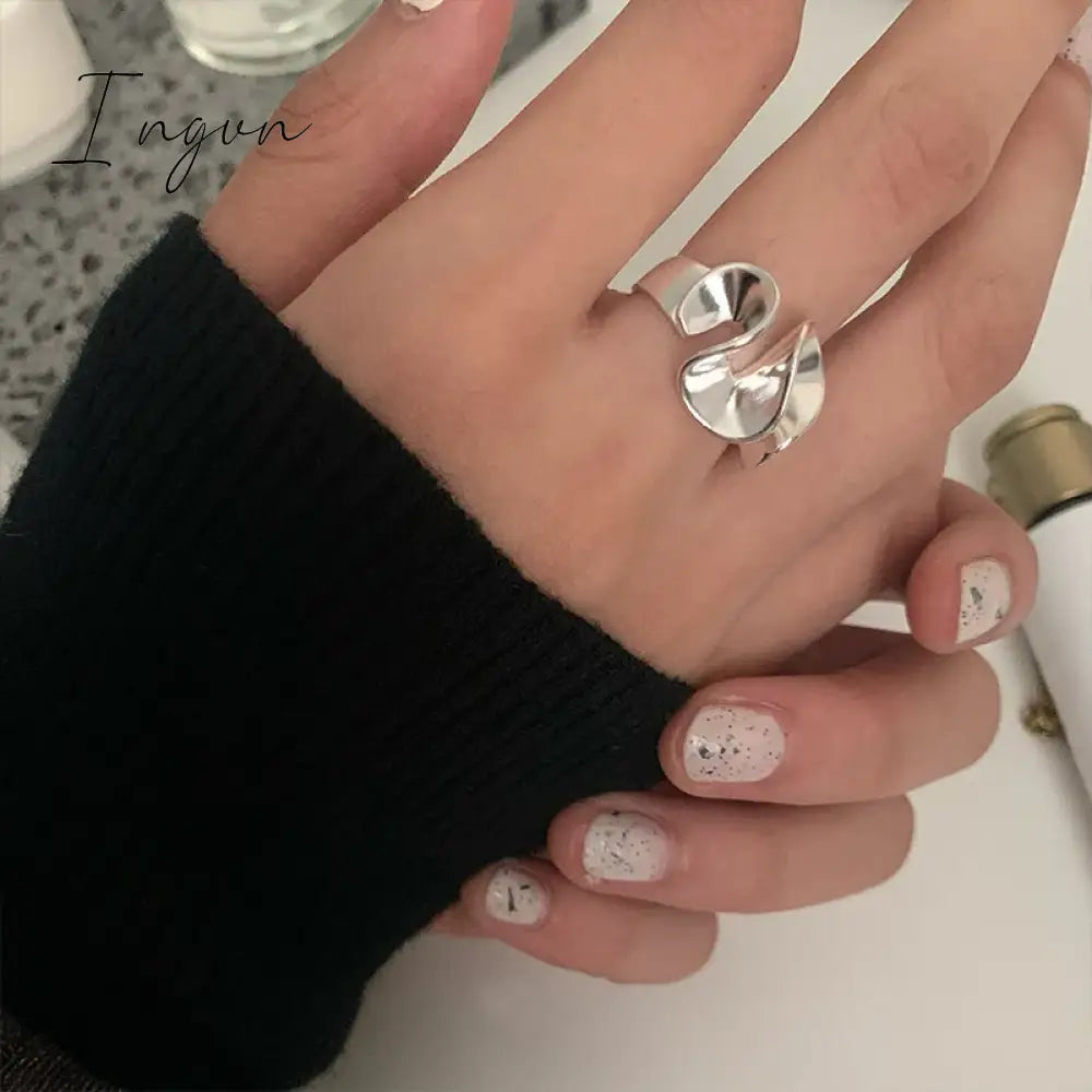 Simple Vintage Zircon Heart Rings For Women Ring Korean Fashion Cold Wind Index Finger Ring Metal Wedding Couple Party Jewelry