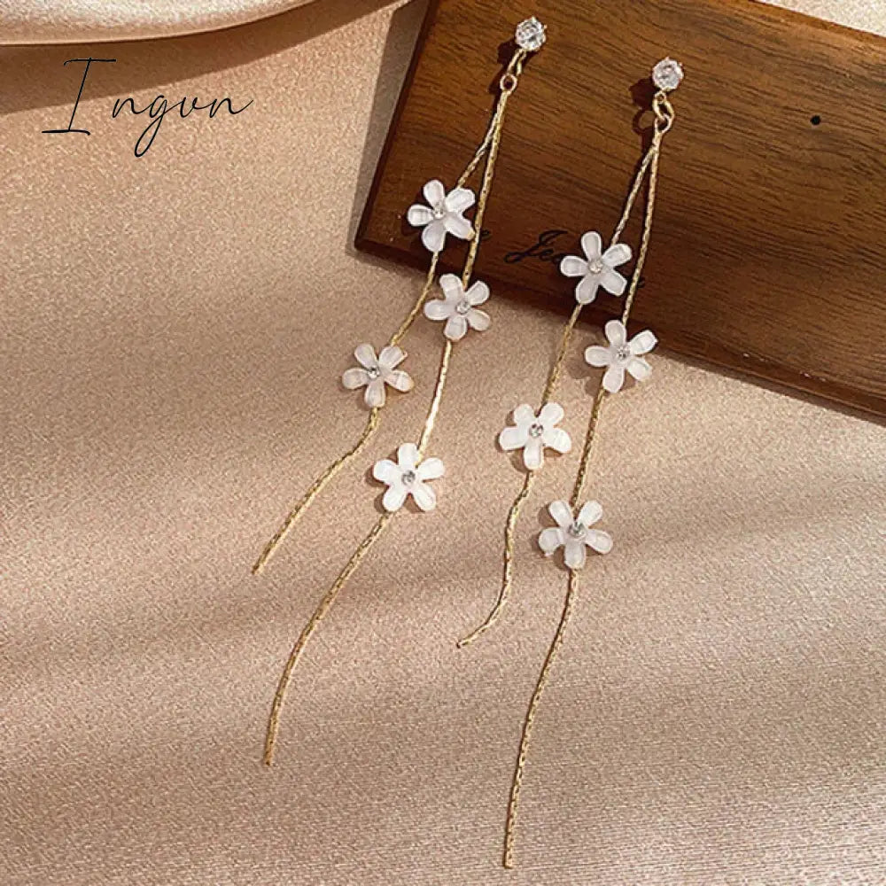 New Korean Flower Asymmetrical Dangle Earrings for Women Long Tassel Butterfly Imitation Pearl Cat Drop Earring Party Jewelry