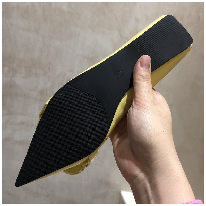 INGVN   Brand Design Chain Buckle Flat Shoes Women Flat Heel Ballet Pointed Toe Slip On Female Ballerina Casual Loafers