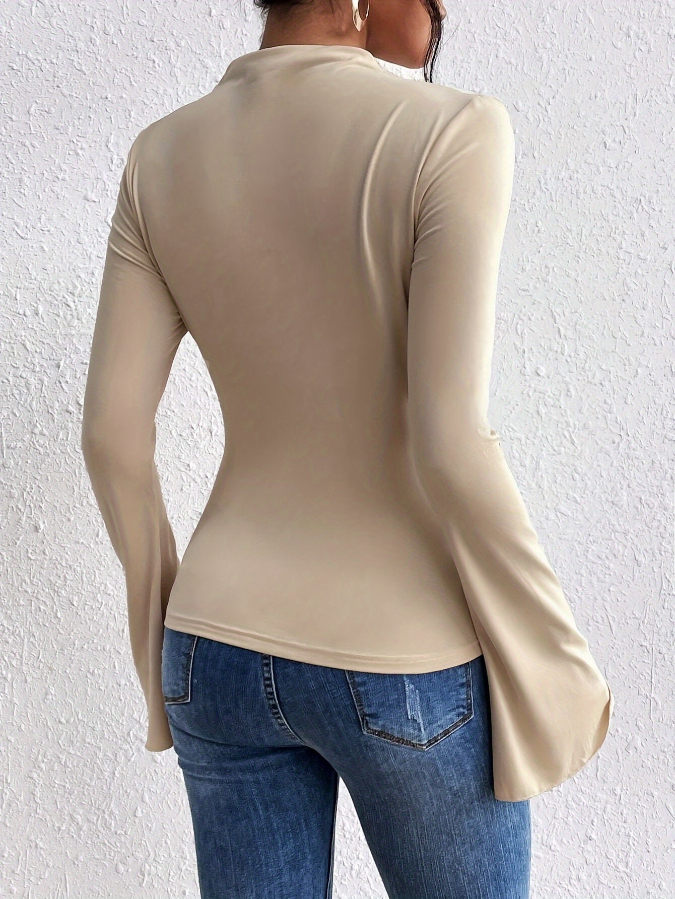 Womens Solid Color Flare Sleeve T-Shirt - Comfortable Crew Neck, Fashion-Forward Casual Style - Perfect for Spring & Fall Wardrobe - Womens Clothing