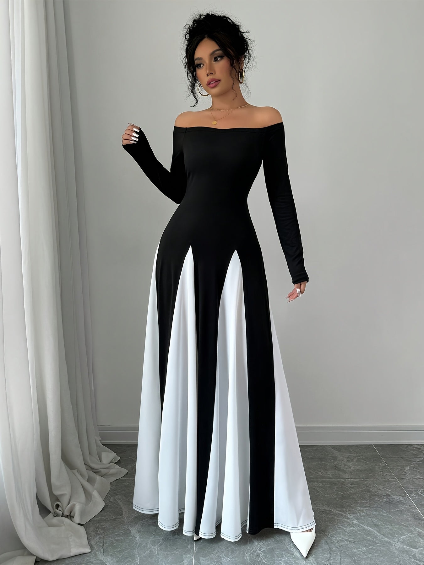 Elegant Black and White Symphony Kimono Dress, Polyester 95% Elastane 5%, Solid Color, Strapless, Knit Fabric, Spring/Summer Collection for Adults