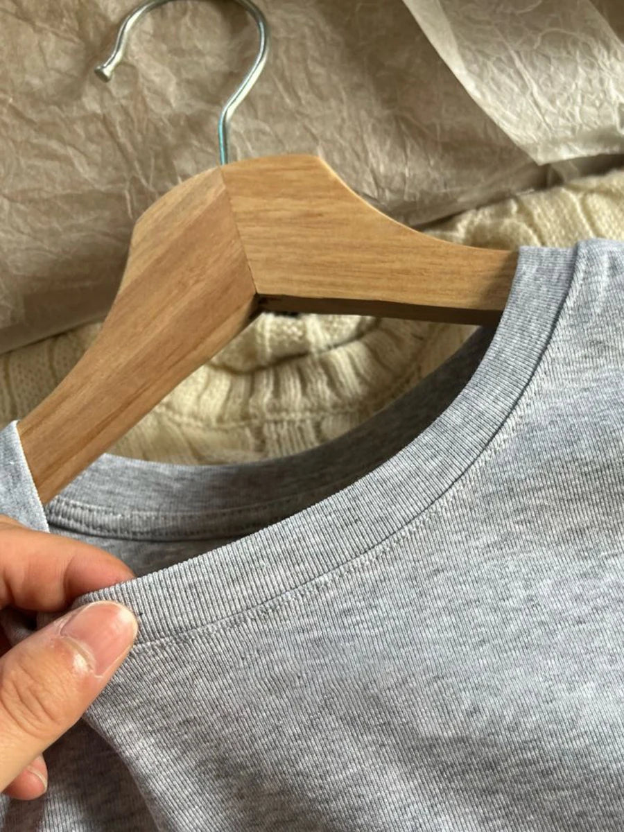 Puppy With Pearl Slim T-shirts Woman Summer Round Neck Cotton Short Sleeve Tee Gray Sweet Cute Animal Tshirt New Crop Tops Y2k