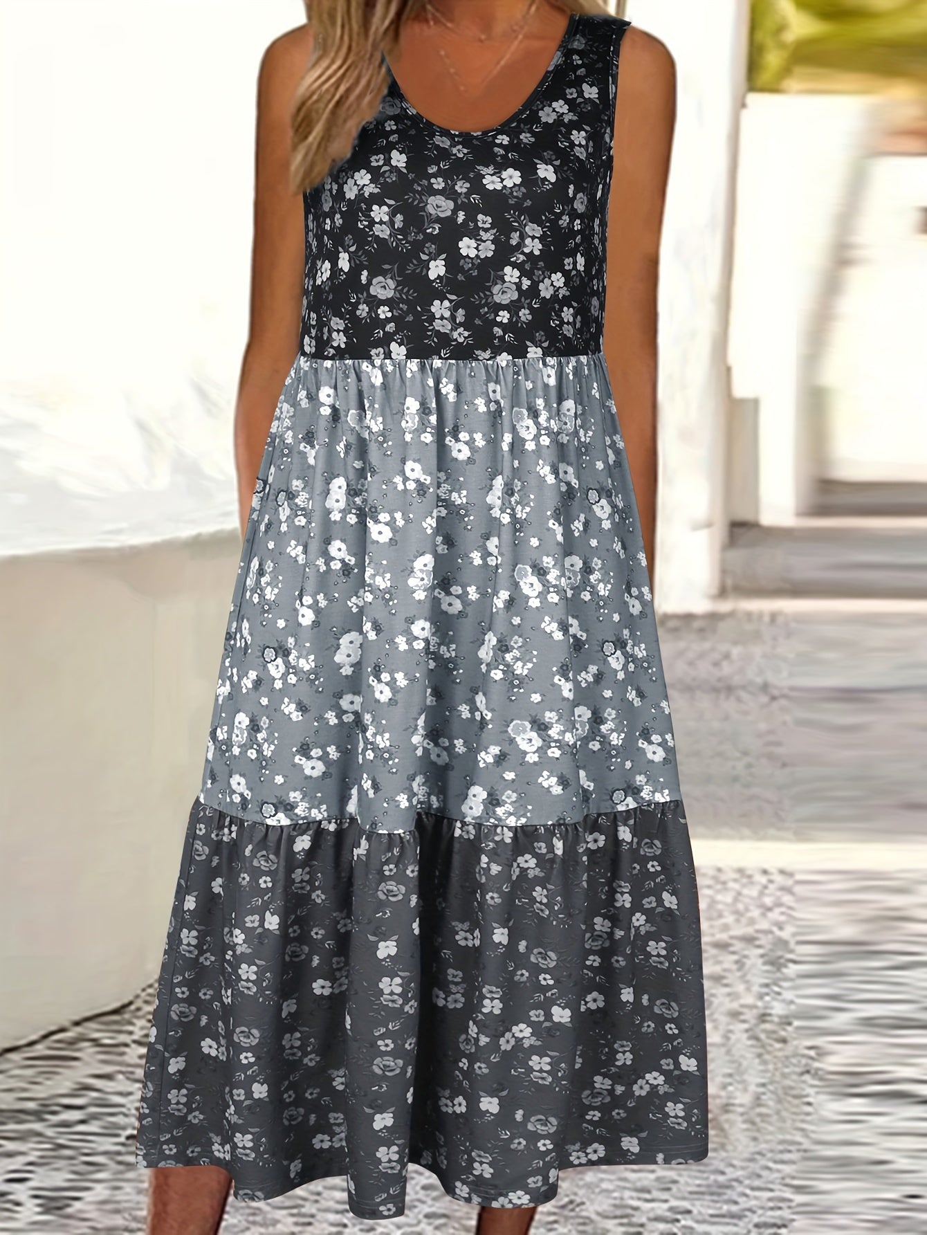 Fashionable Color Block Floral Print Tank Dress - Stylish Crew Neck, Flouncy Tiered Ruffles, Sleeveless - Versatile Casual Womens Summer Wear