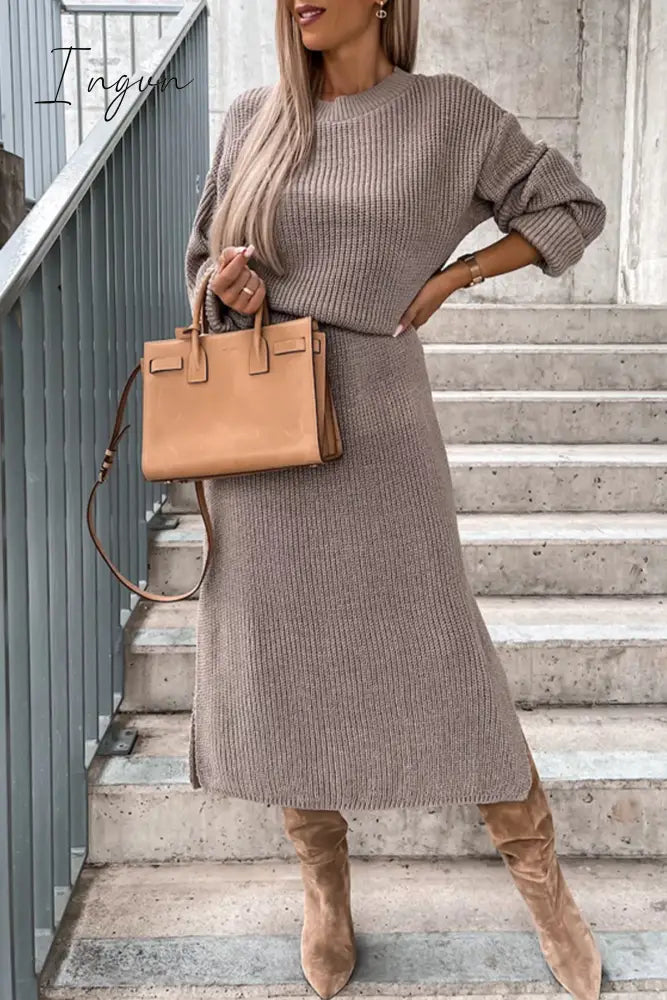 Ingvn - Elegant Simplicity Solid Slit O Neck Long Sleeve Dresses