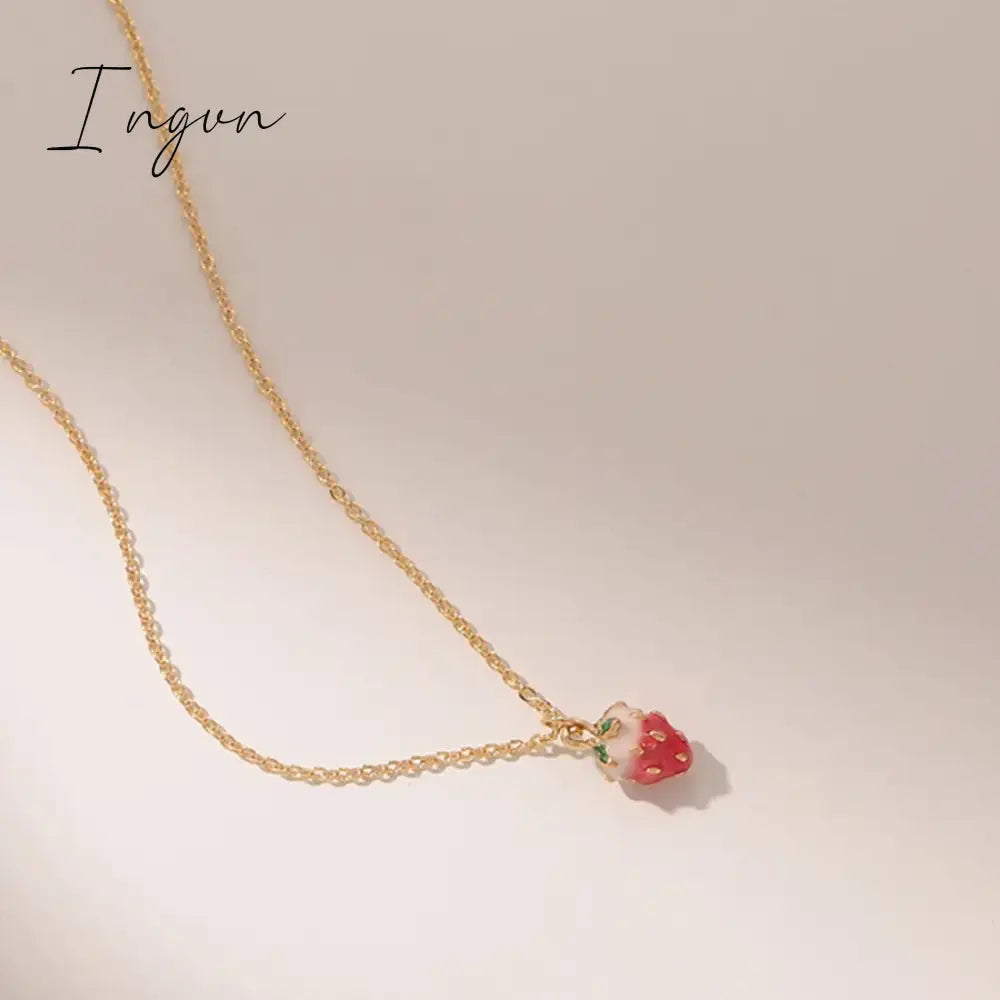 New Trendy Cute Strawberry Pendant Necklace for Women Exquisite Alloy Chain Sweet Elegant Party Jewelry Vacation Gifts