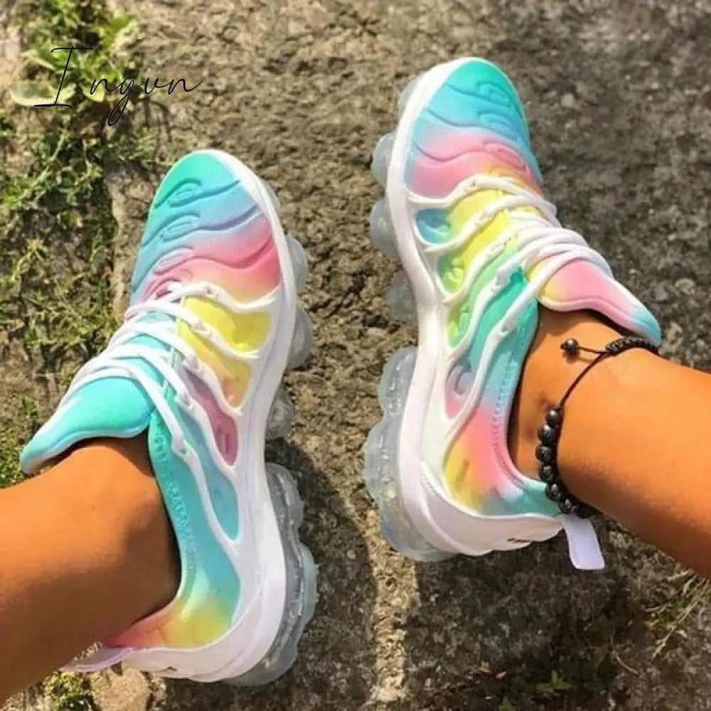 Ingvn - Lace-Up Closed Toe Low-Cut Upper Sneakers