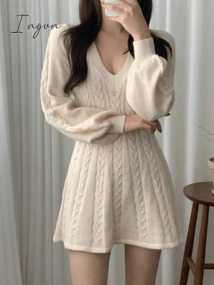Ingvn - V Neck Cable Knit Long Sleeve Mini Dress