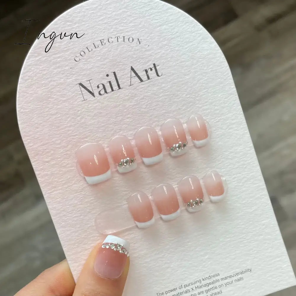 Bow Ice Translucent Sense Handmade Wearable Fake Nail Gradient AB Asymmetric Almond False Nails Trim Nail Shape Nail Decoration