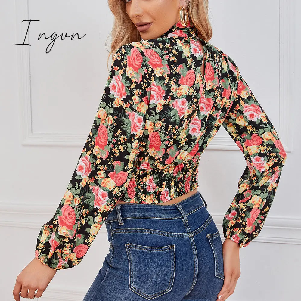 Ingvn - Cropped Floral Print Smocked Waist Blouse