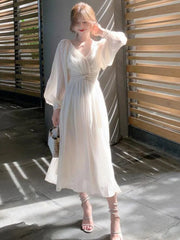 Vintage Elegant V-neck Pleated White Dresses for Women Summer Boho High Quality Party Femme Lantern Sleeve Fairy Princess Dress