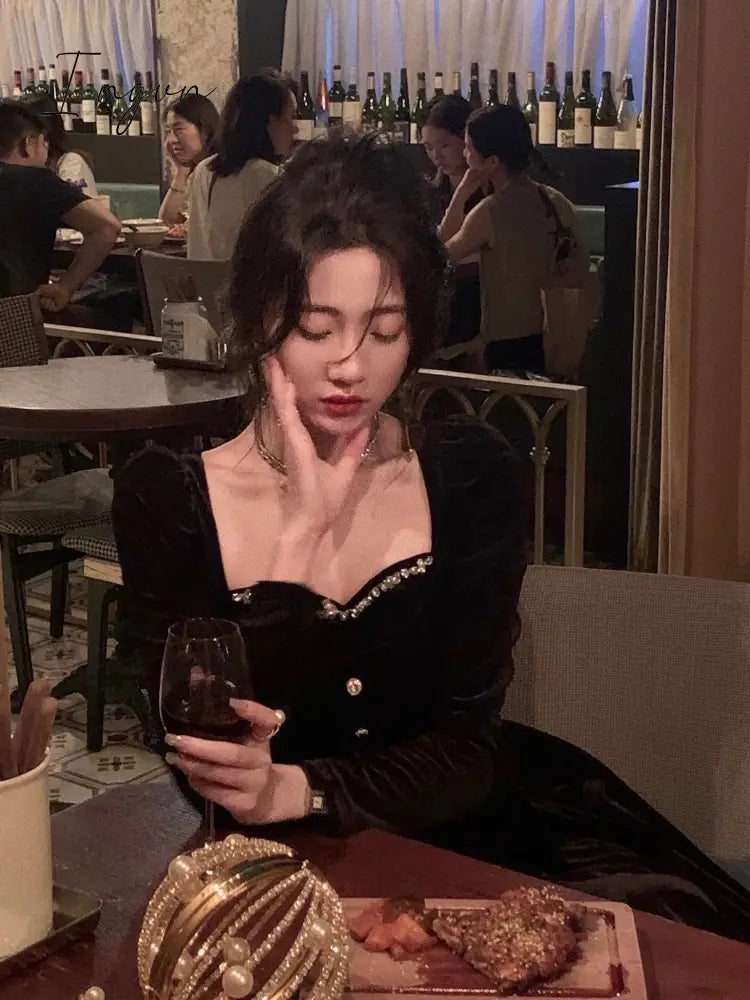 Ingvn - Summer New Elegant Spaghetti Strap Velvet Vintage Black Dress Women Sexy Prom Evening Party Fashion Clothing