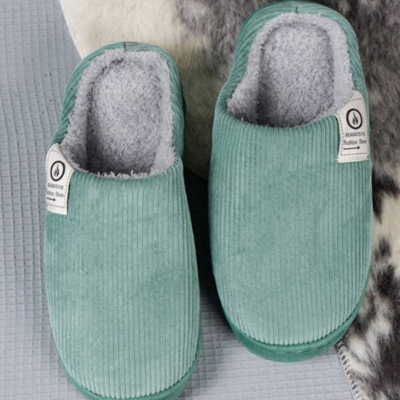 Plush Comfort Winter Slippers - Warm & Cozy, Soft Fabric Lined, Classic Style, Non-Slip Home Footwear