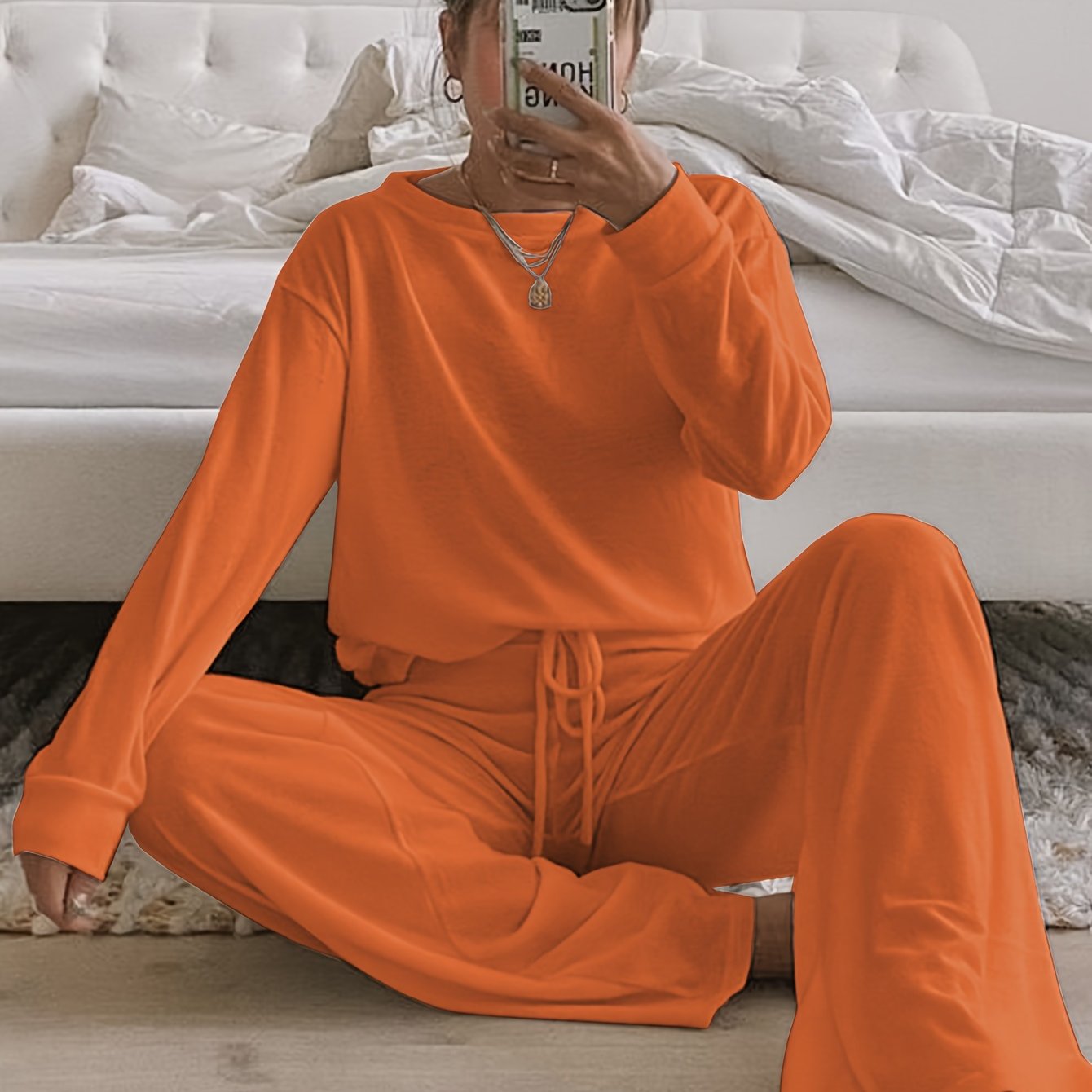 Cozy Women's Solid Lounge Set - Soft Long Sleeve Round Neck Top & Elastic Drawstring Pants for Ultimate Comfort - Perfect Relaxed Fit for Fall and Winter Seasons