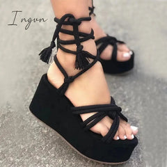 Ingvn - Solid Velvet Ankle Strap Platform Sandals