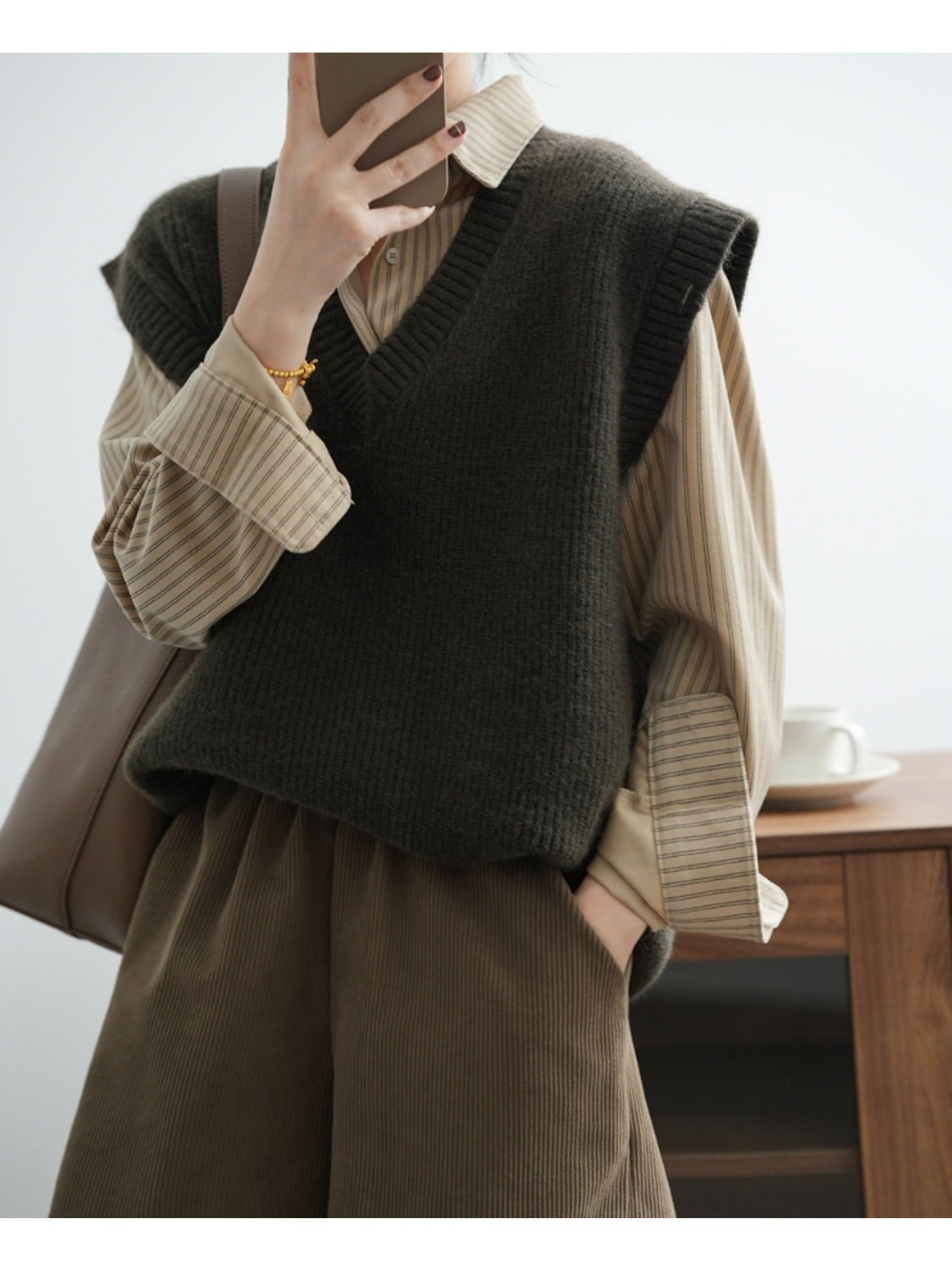 Solid V Neck Knitted Vest, Casual Sleeveless Loose Sweater Vest, Women's Clothing