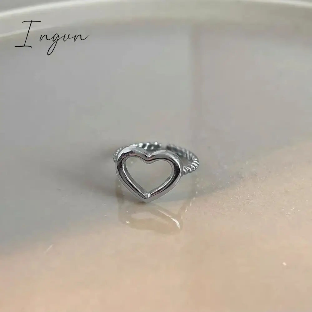 Simple Vintage Zircon Heart Rings For Women Ring Korean Fashion Cold Wind Index Finger Ring Metal Wedding Couple Party Jewelry