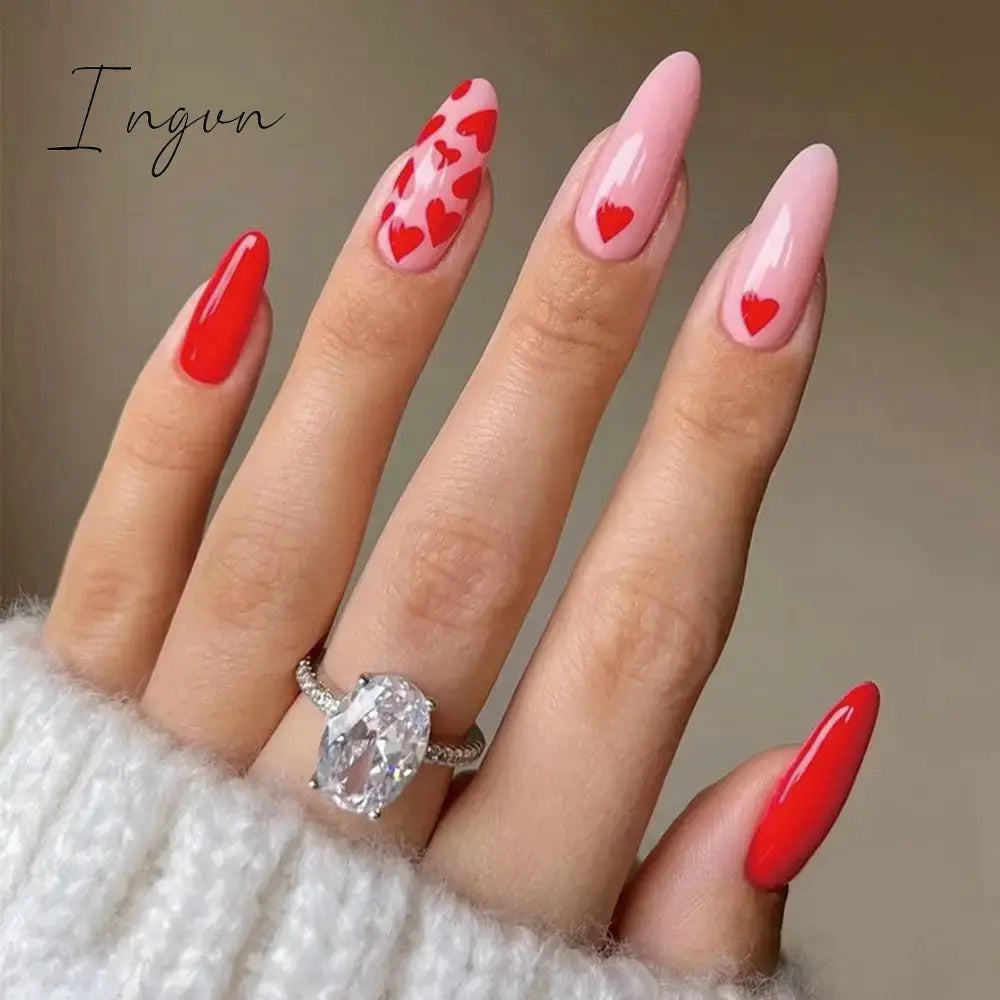 24pcs/Box Almond False Nails Press On Nails Detachable Fake Nail Tip gold heart with Design Manicure Patches Press On Nails