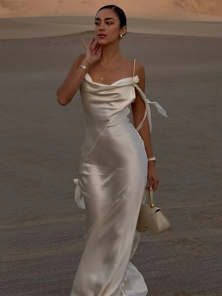 Elegant White Satin Backless Maxi Dress Women Sexy Sleeveless Spaghetti Strap Flower Decor Robe Night Club Party Dresses