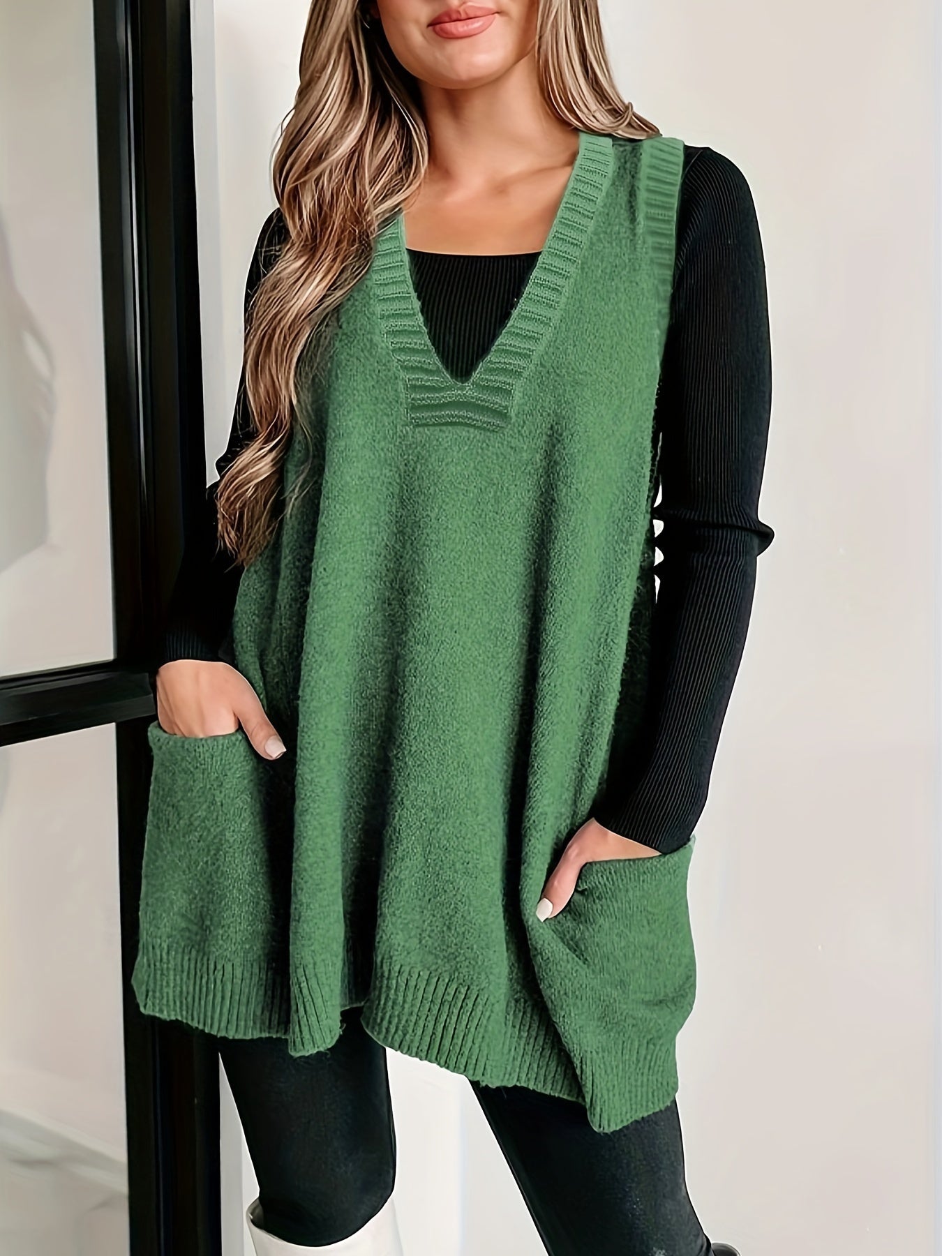 Plus Size Solid Knit Sweater Vest, Casual V Neck Sleeveless Sweater For Fall & Winter, Women's Plus Size Clothing