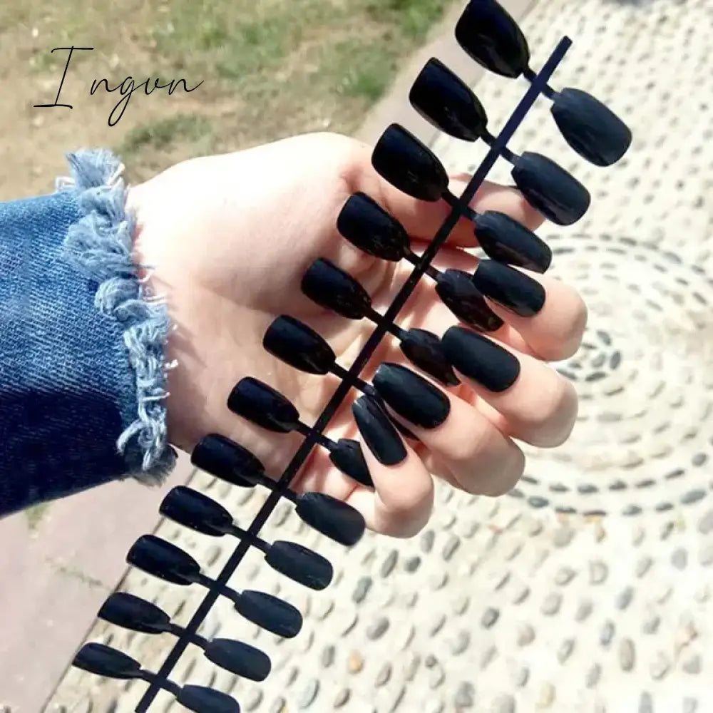 24Pcs Cute Oval False Nails Reusable And Adhesives Aesthetic False Almond Nails Complete Nail Kit Acrylic Press On Set For Gel
