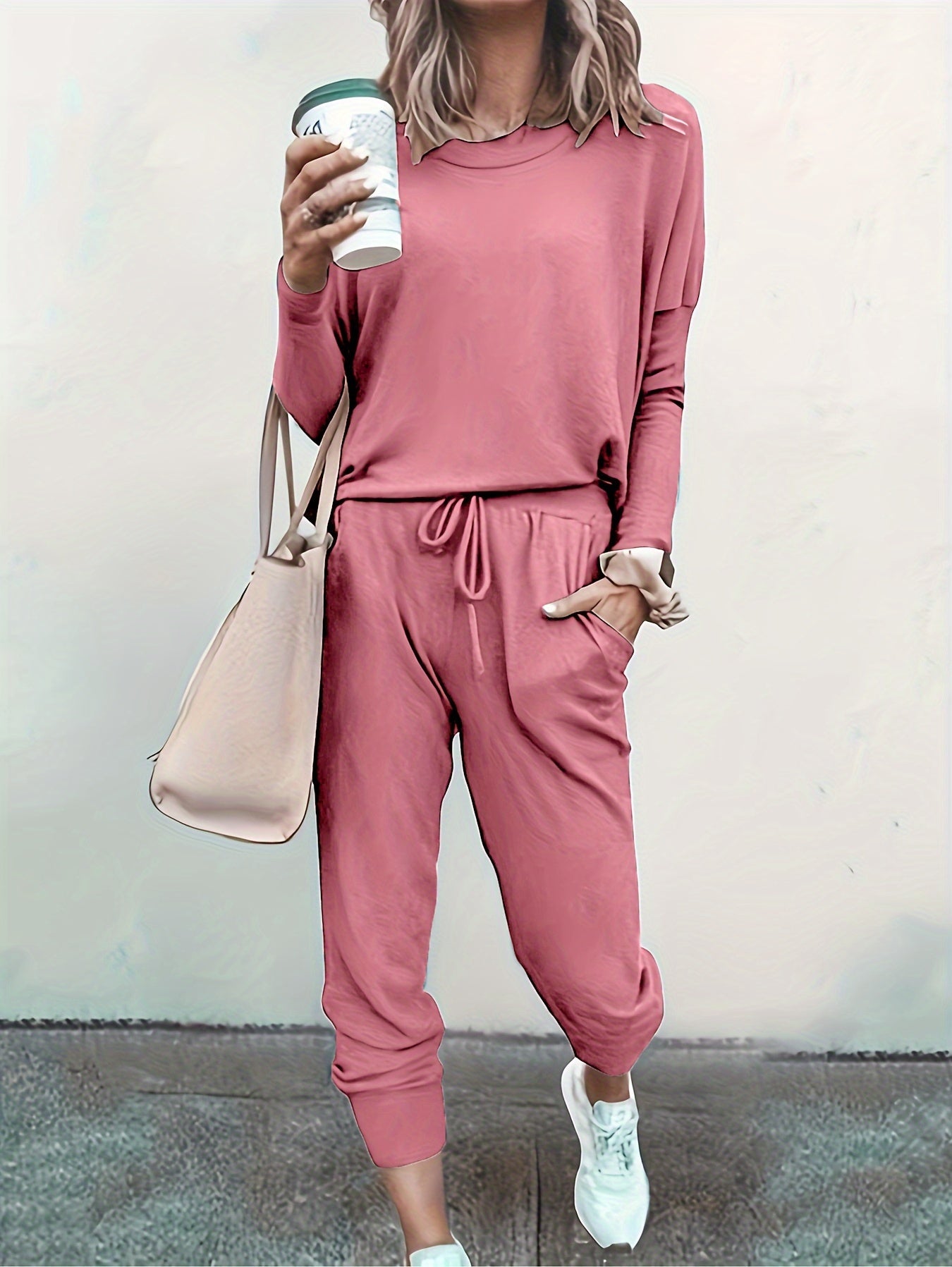 Chic Womens Two-piece Set - Comfy Long Sleeve Tee & Drawstring Jogger Pants - Versatile Solid Outfit for Casual Days