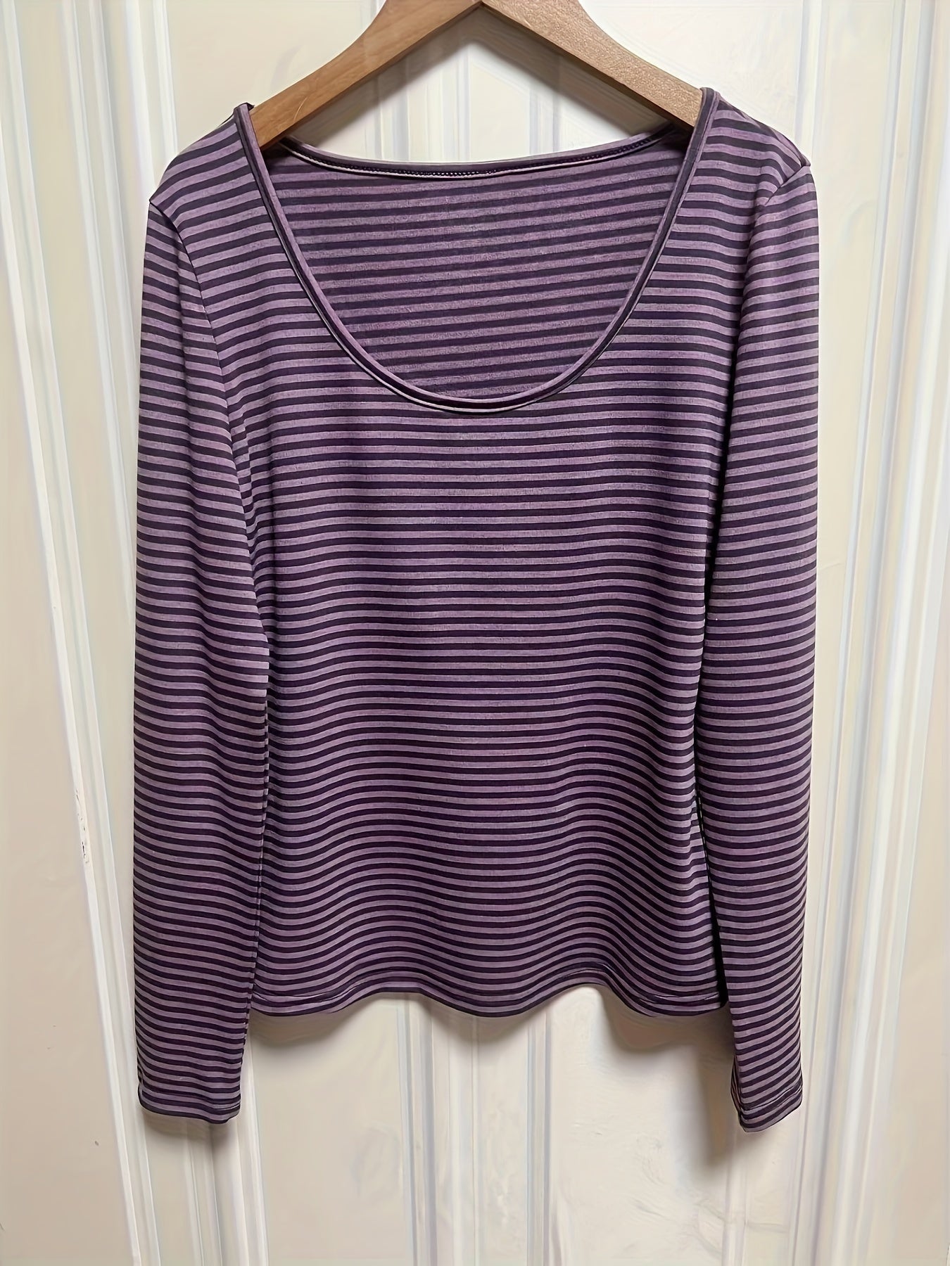 Cozy Striped Long Sleeve Crew Neck T-Shirt - Soft, Breathable, and Stylish for Spring & Fall - Women's Casual Wear for Everyday Comfort