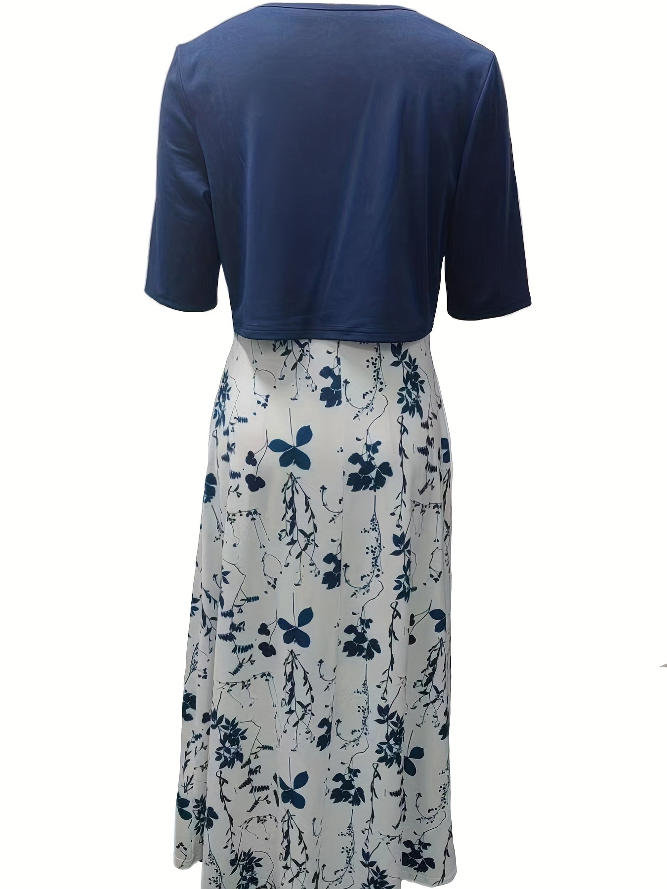 Spring/Summer Chic: Floral Print Two-Piece with V-Neck Crop Top & Comfortable Knit Dress Set, Elegant & Easy Care