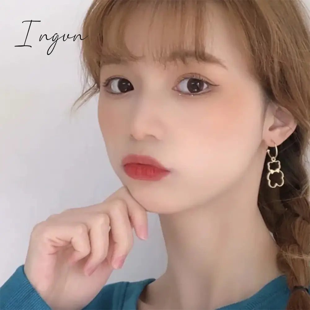 New Fashion Cute Hollow Bow Bear Earrings for Women Exquisite Alloy Earrings Personality Cool Party Jewelry Gifts