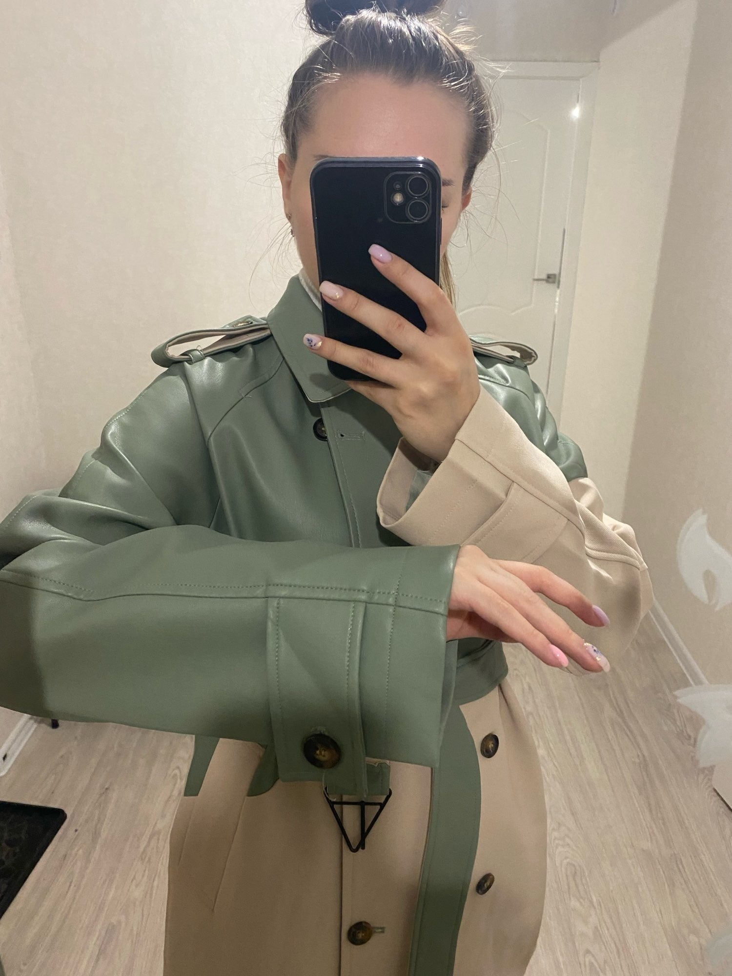 Women's Coat Spring Autumn Windbreaker Jacket Female Green Trench Quality Clothing Leather Stitching Windproof Long Ladies Cloak