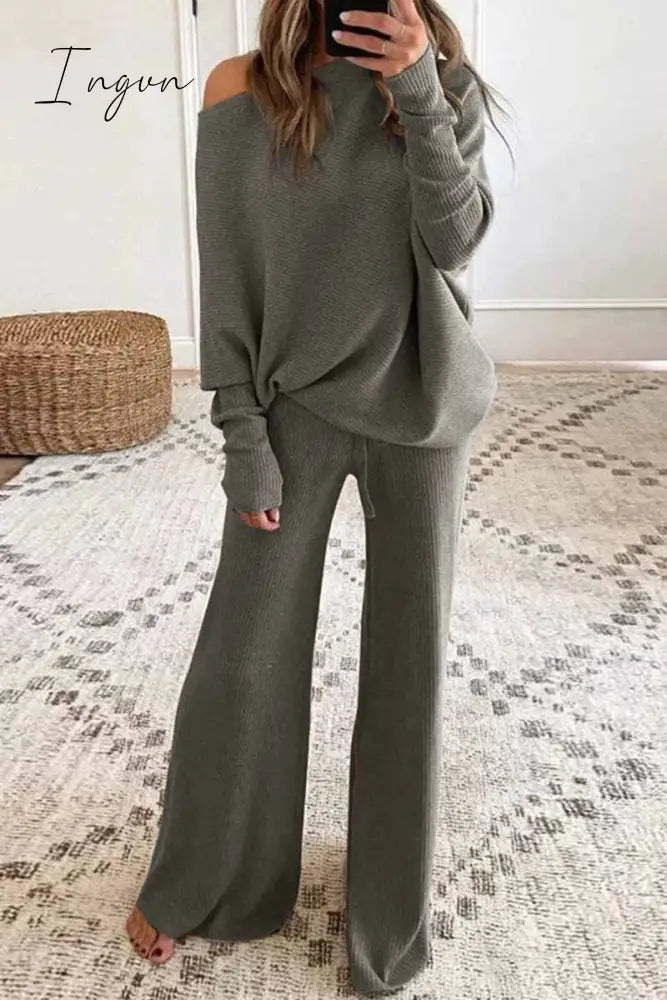 Ingvn - Fashion British Style Solid O Neck Long Sleeve Two Pieces(4 colors)