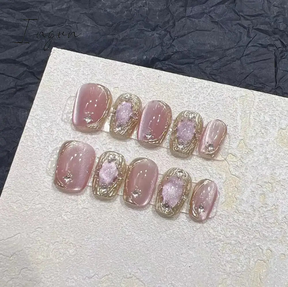 10Pcs Naked Cat Eye Press On Nails Laser Butterfly Decoration Fake Nails Short Full Cover False Nail Wearable Manicure Nail Tips