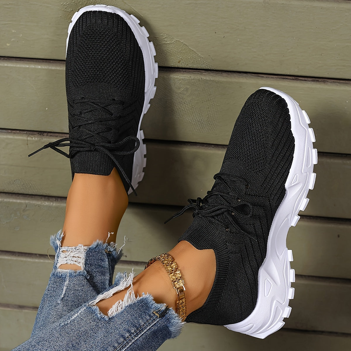 Women's Solid Color Fashion Sneakers, Lace-up Thick Sole Casual Running Shoes, Lightweight Breathable Walking Shoes, Non-Slip Soft Sole, All-Season Comfort Sports Shoes, Fabric Upper, PVC Sole, Fabric Lining, No Print