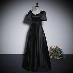 Elegant Satin Black Evening Dresses Beaded Ruched Sweetheart Short Sleeves Formal Party Gowns Long Prom Dresses Robe De Soirée