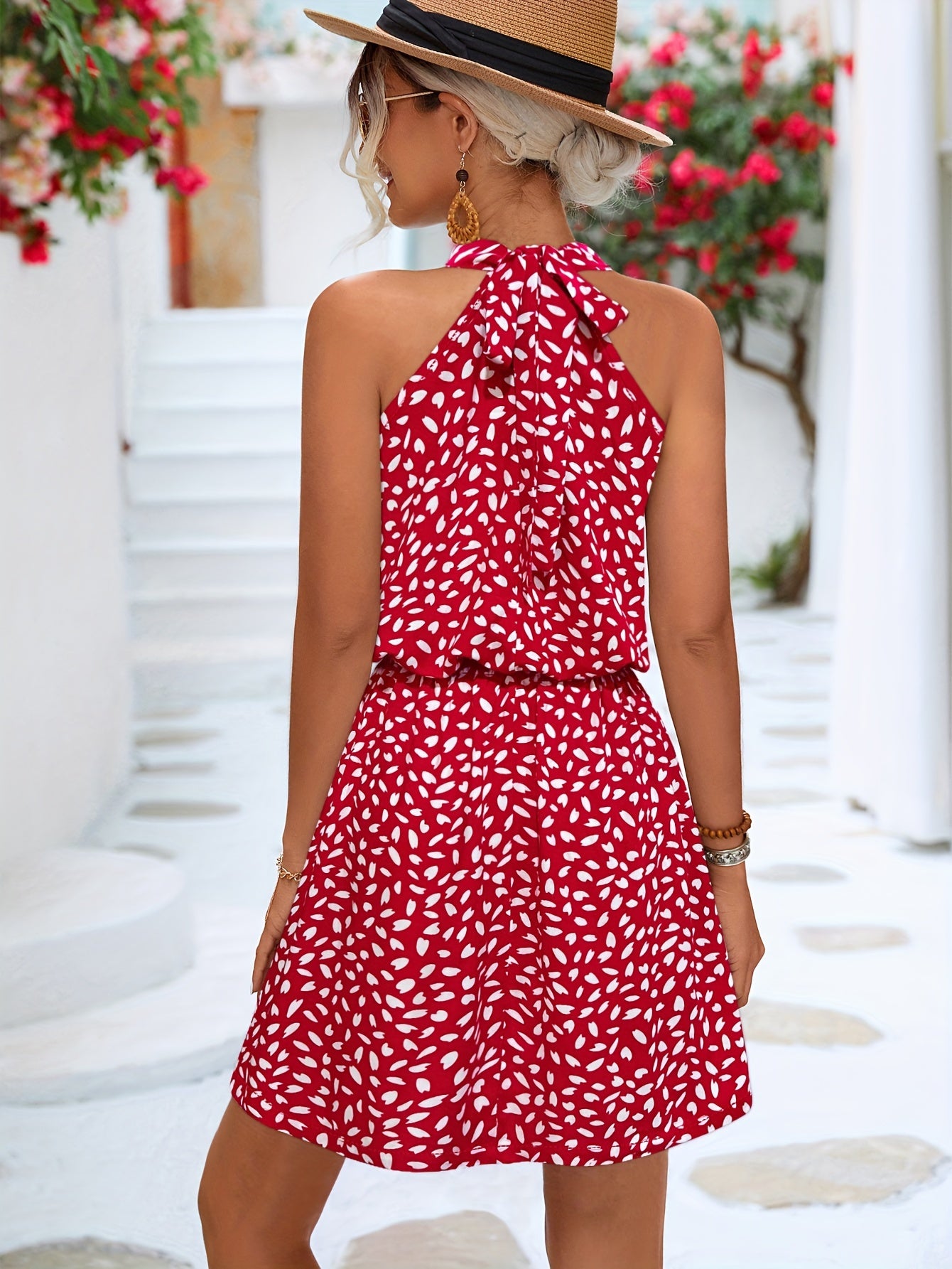 Stylish Spring & Summer Essential: Hearts Print Halter Neck Dress, Sleeveless Bow Back Slim Fit Casual Dress for Women