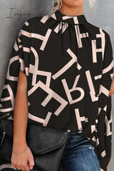 Ingvn - Fashion Print Split Joint Half A Turtleneck Tops(5 colors)
