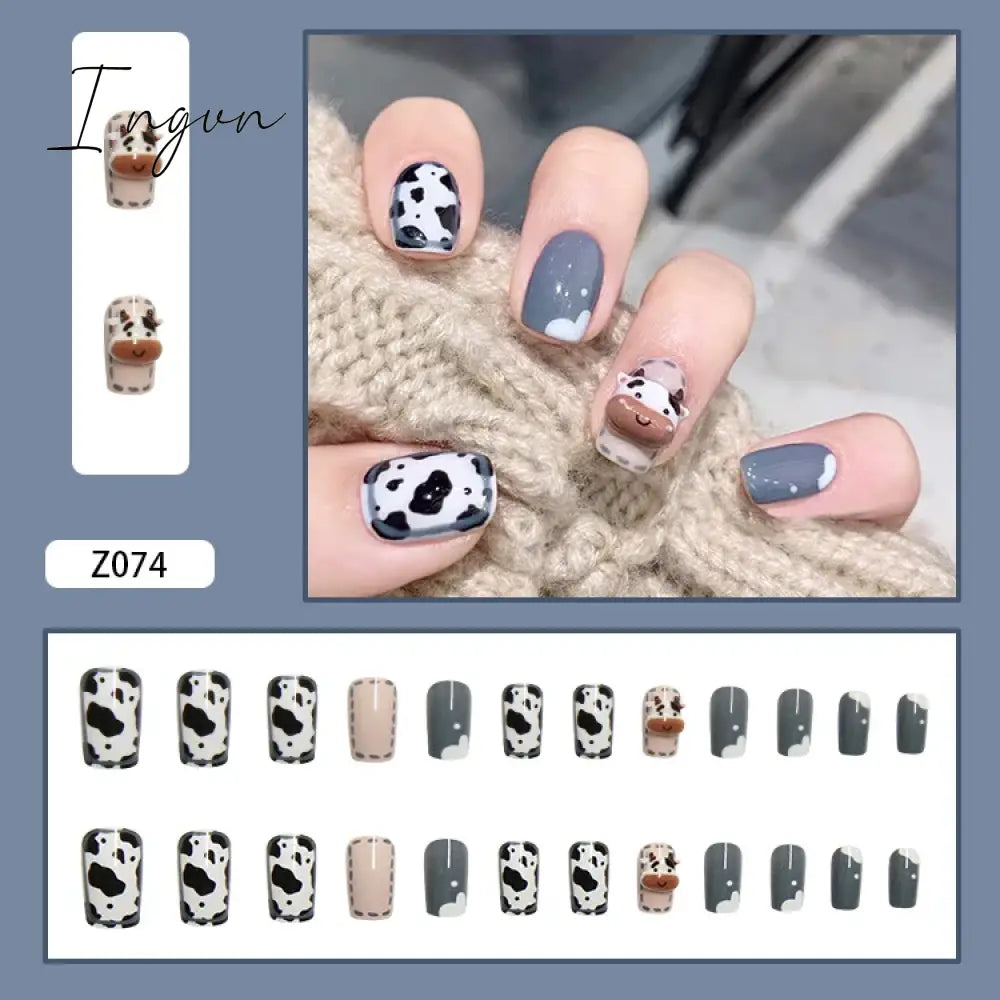 Cute Cow Fake Nails Art Nail Tips Press on False Nail Set Full Cover Artificial Short Square Head 24pcs/pack