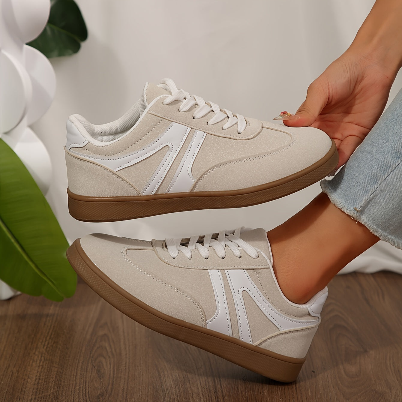 Women's Retro-Inspired Thick Sole Sneakers - Lightweight, Comfortable Lace-Up Running & Casual Shoes with Soft TPR Sole