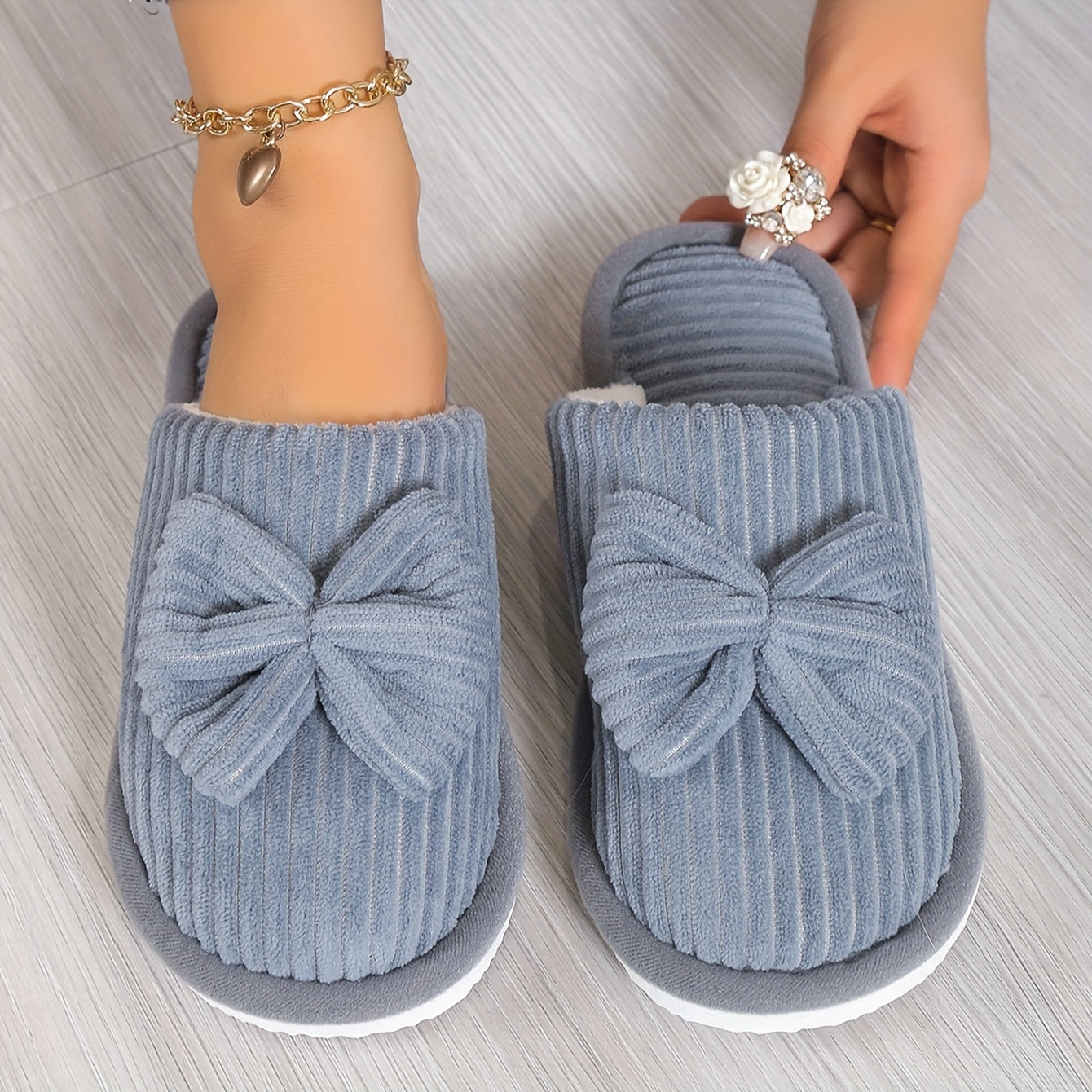 Adorable Bowknot Winter Slippers-Plush & Cozy-Soft Indoor Home Footwear-Warmth & Comfort