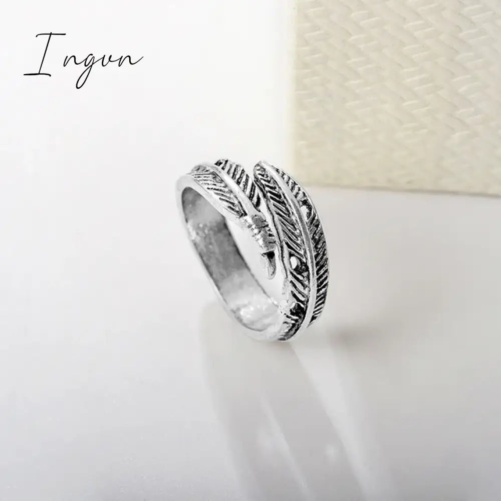 Simple Fashion Silver Color Feather Dolphin Adjustable Ring Exquisite Jewelry Ring For Women Party Wedding Engagement Gift