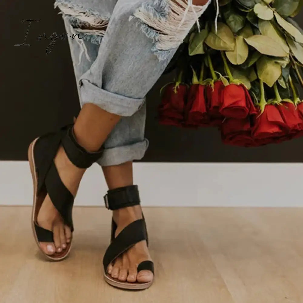 Ingvn - Fashion Flip-flops Flat Heel Buckle Strap Sandals
