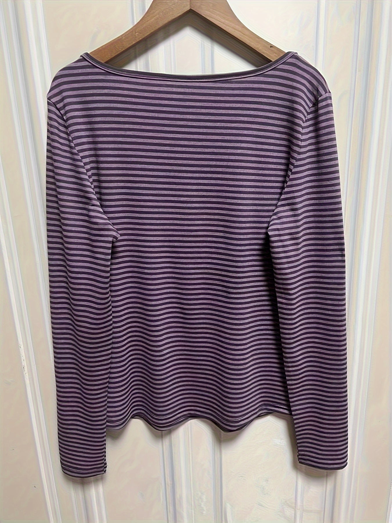 Cozy Striped Long Sleeve Crew Neck T-Shirt - Soft, Breathable, and Stylish for Spring & Fall - Women's Casual Wear for Everyday Comfort