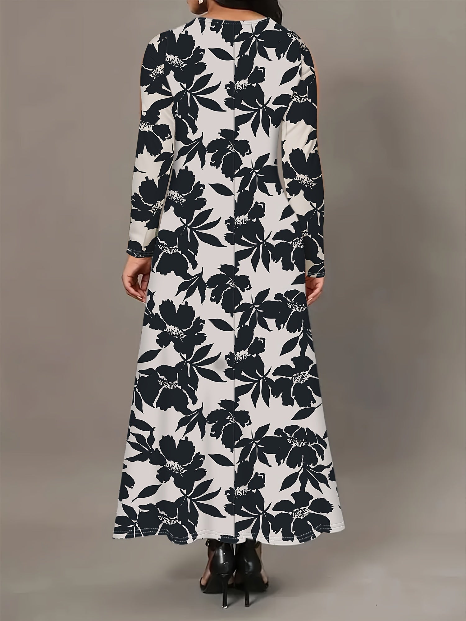 Stylish Women's Long Sleeve Maxi Dress with Pockets - Elegant Leopard Print, Crew Neck, Stretchy Polyester Blend for Fall/Winter