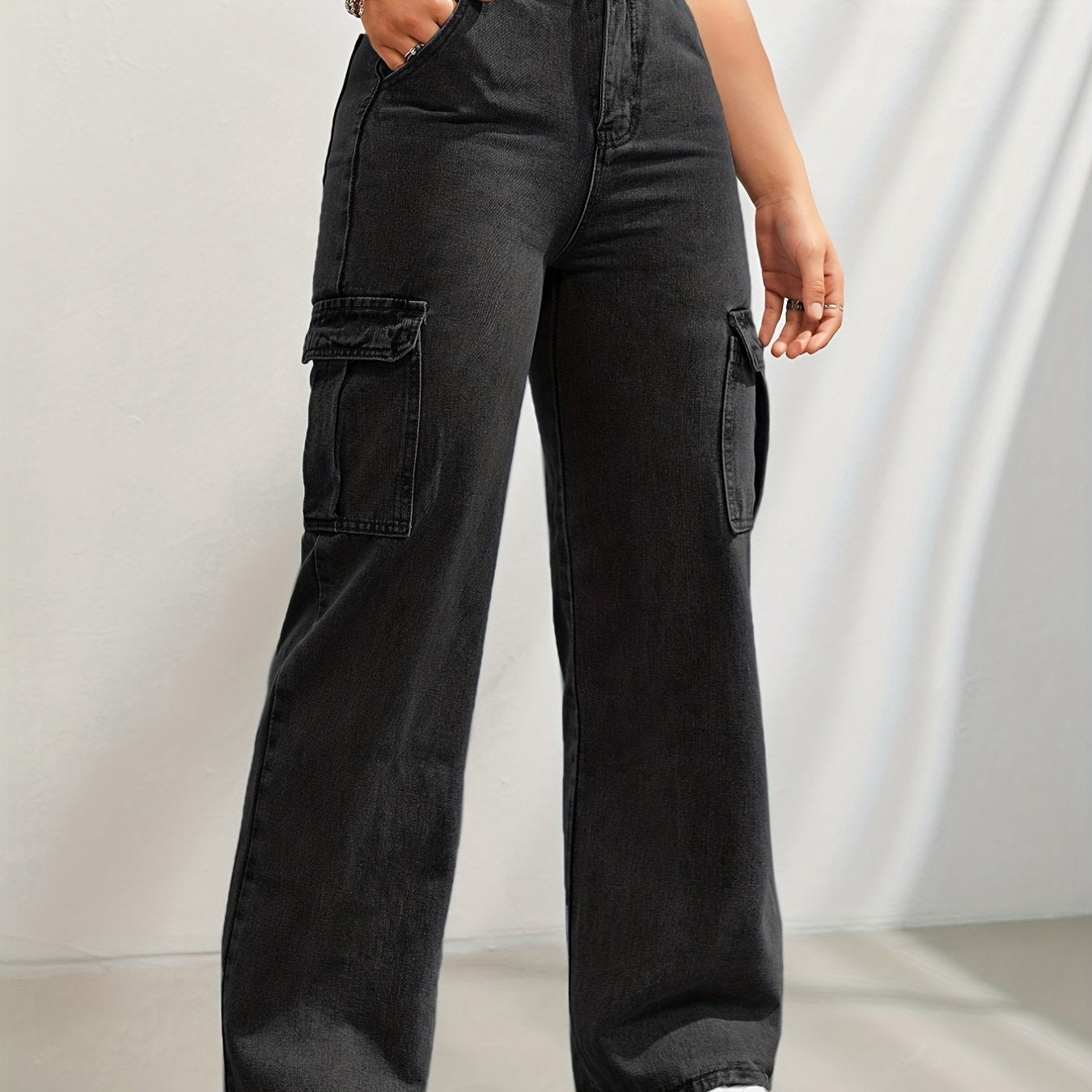 High-Waisted Y2K Kpop-Inspired Denim Cargo Jeans - Side Flap Pockets, Light Wash, Casual Slash Pockets, Comfortable Fabric, Stylish Design, Women's Fashionable Clothing for Everyday Wear