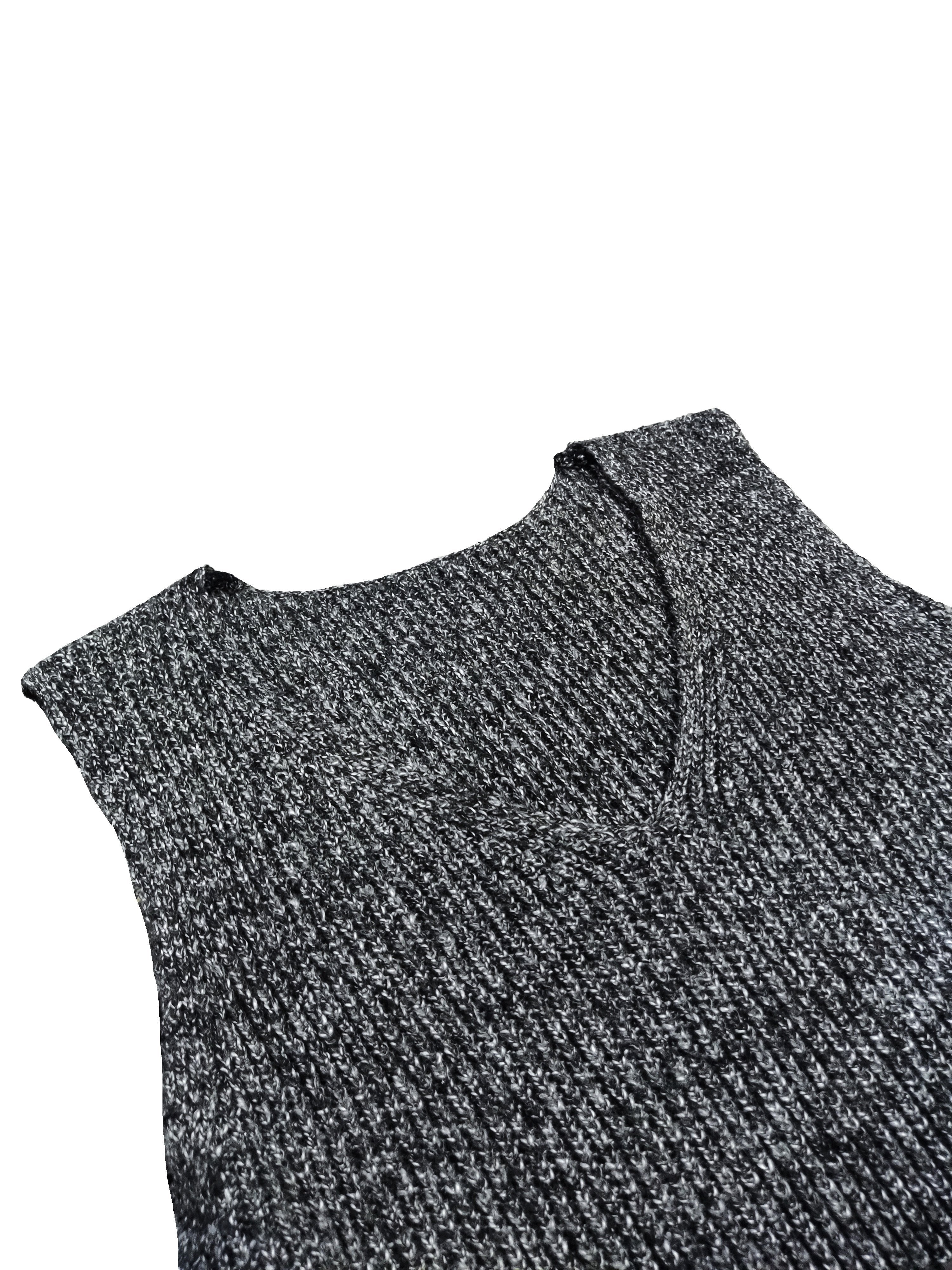 Chic Plus Size V-Neck Sweater Vest - Comfortable Stretch Fit for Daily Wear
