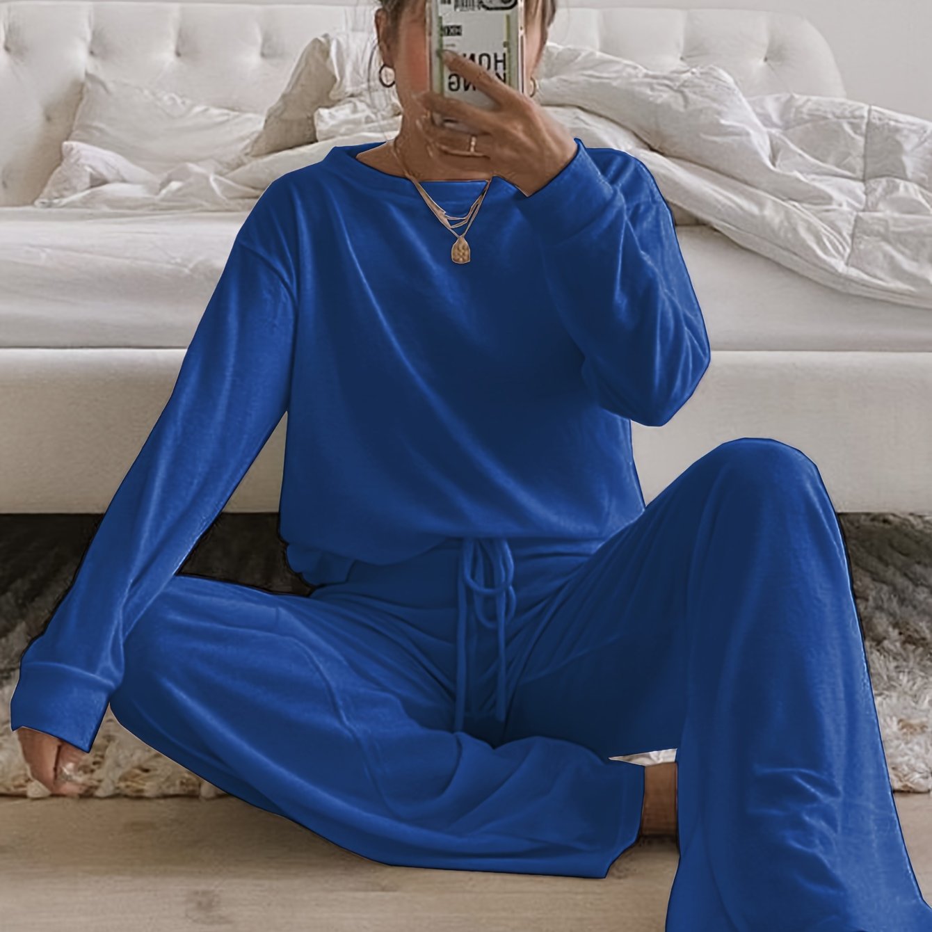 Cozy Women's Solid Lounge Set - Soft Long Sleeve Round Neck Top & Elastic Drawstring Pants for Ultimate Comfort - Perfect Relaxed Fit for Fall and Winter Seasons